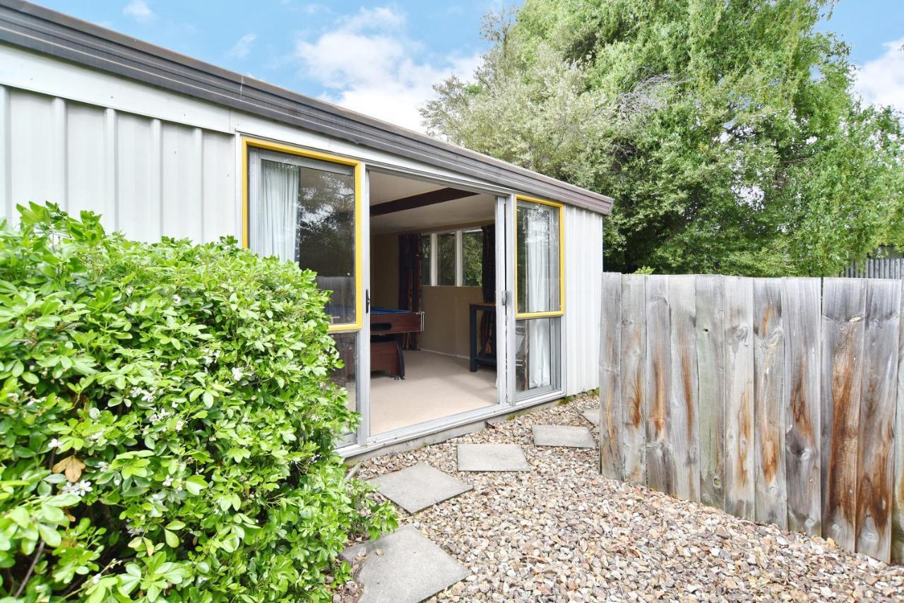 Racecourse - Classic 1935 Charm & Space Holiday home Christchurch